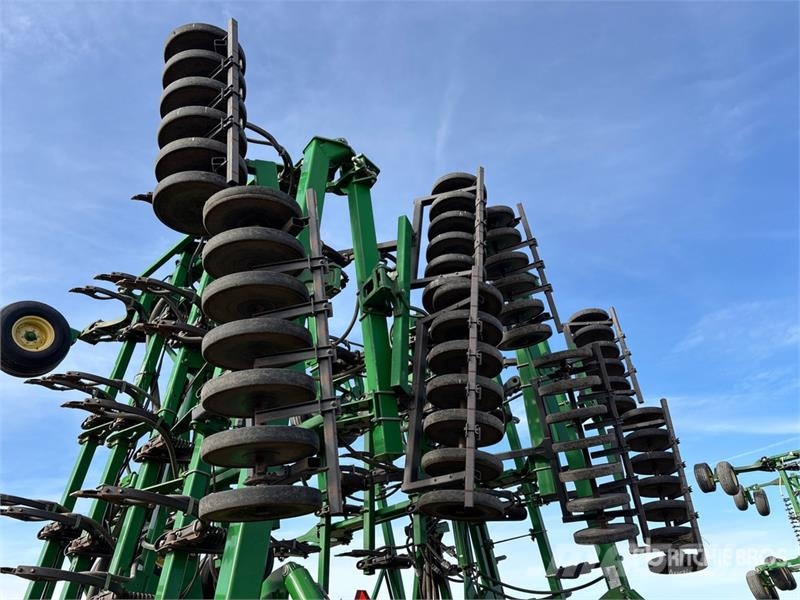 John Deere 1830 61 ft Air Drill 鑽頭