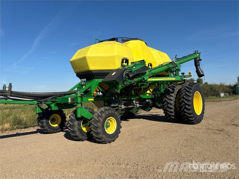 John Deere 1830 61 ft Air Drill Sējmašīnas