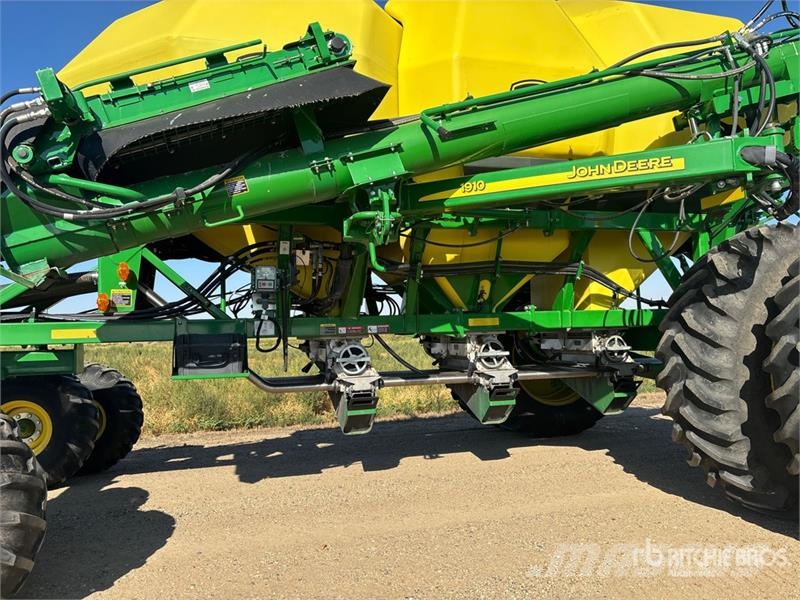 John Deere 1830 61 ft Air Drill Sējmašīnas