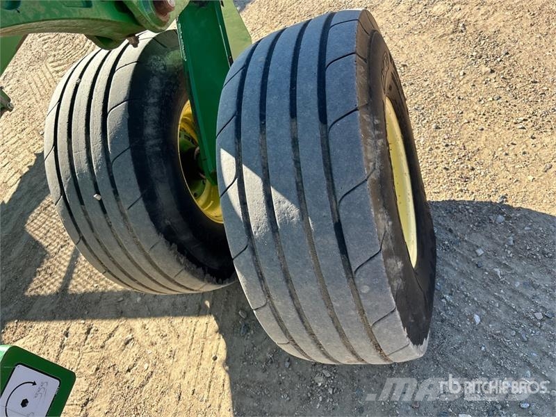John Deere 1830 61 ft Air Drill 条播机