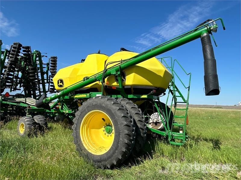 John Deere 1830 61 ft Air Drill 条播机