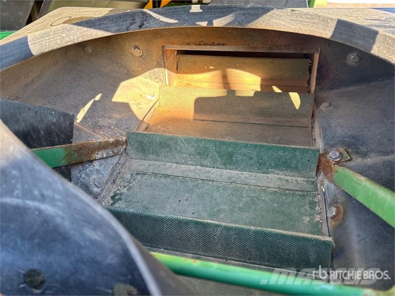 John Deere 1870 鑽頭