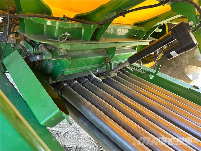 John Deere 1870 76 ft Air Seeder Mibzerler