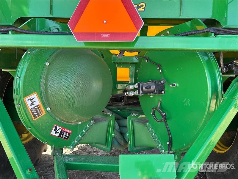 John Deere 1870 76 ft Air Seeder Mibzerler