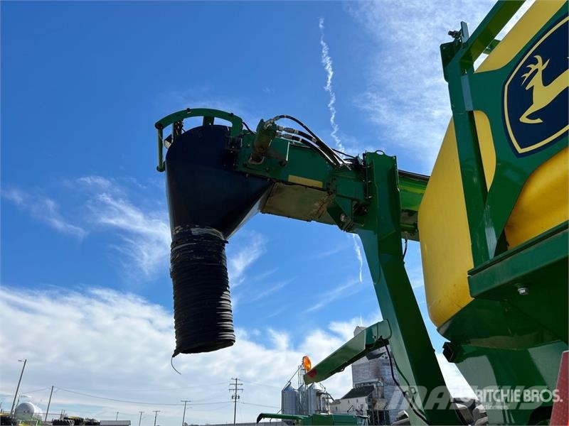 John Deere 1870 76 ft Air Seeder Mibzerler