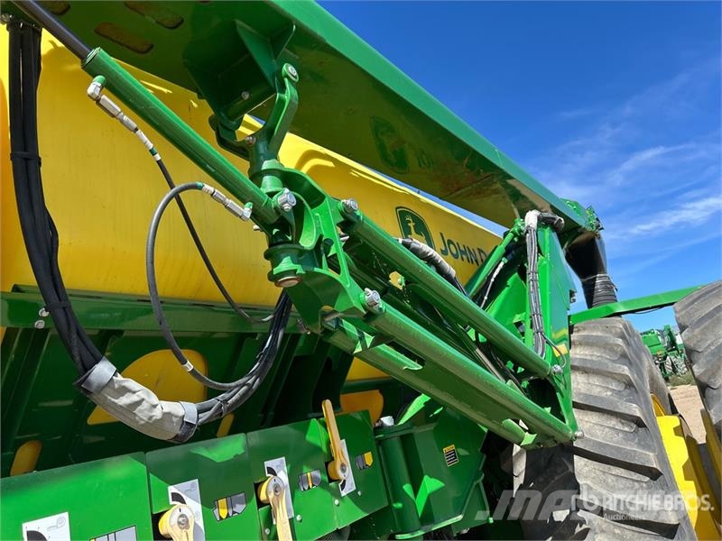 John Deere 1870 76 ft Air Seeder Mibzerler