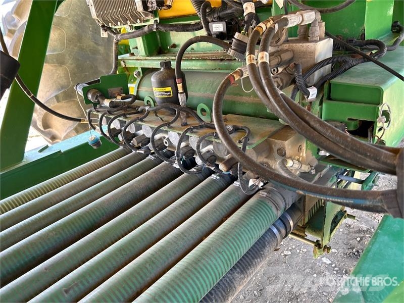 John Deere 1870 76 ft Air Seeder Mibzerler