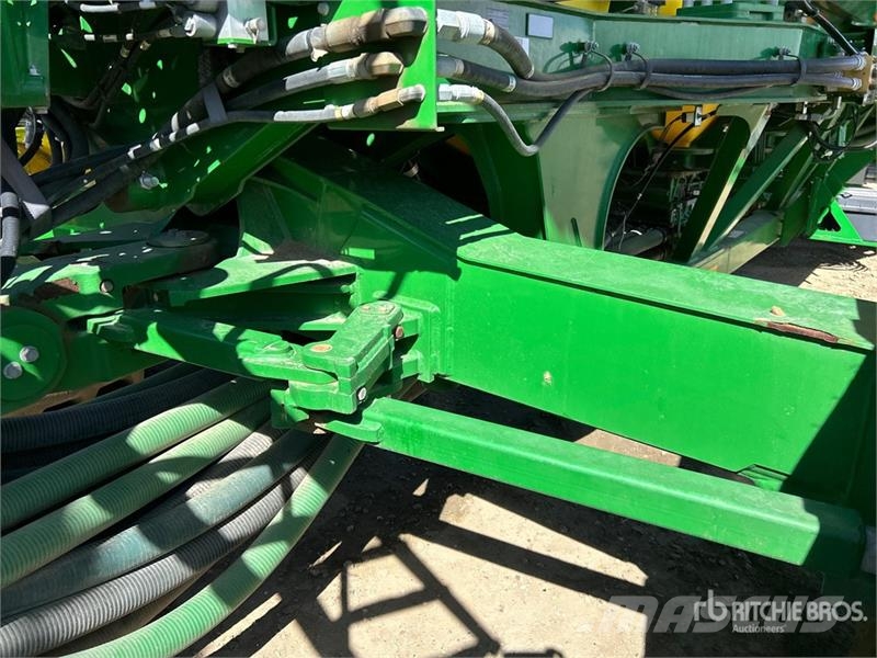 John Deere 1870 76 ft Air Seeder Mibzerler