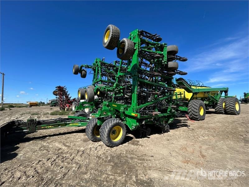 John Deere 1870 76 ft Air Seeder Mibzerler