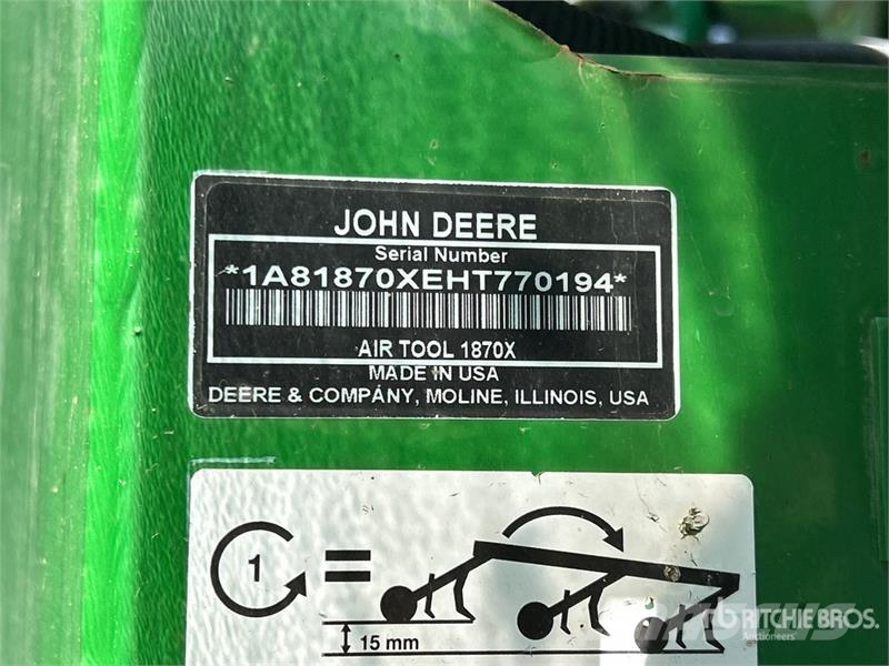 John Deere 1870 76 ft Air Seeder Mibzerler