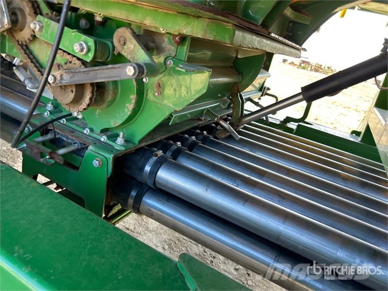 John Deere 1870 76 ft Air Seeder Mibzerler