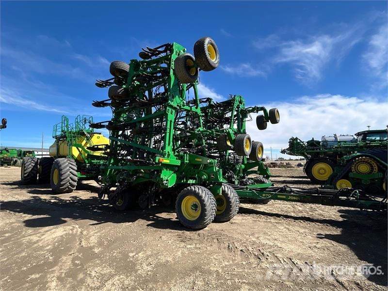 John Deere 1870 76 ft Air Seeder Mibzerler
