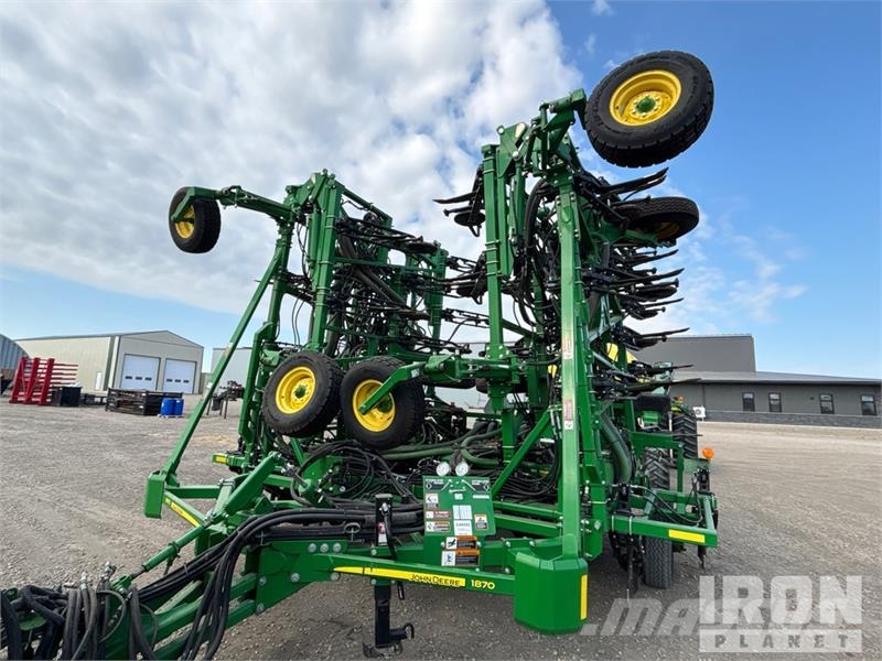 John Deere 1870X 56 ft Air Drill W/ 2016 John Deere 1910 Air Sorvetőgép
