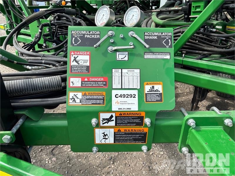 John Deere 1870X 56 ft Air Drill W/ 2016 John Deere 1910 Air Sorvetőgép