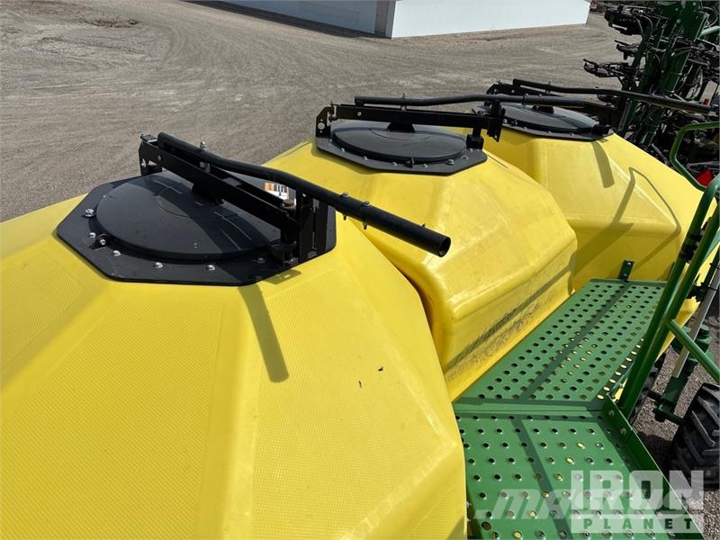 John Deere 1870X 56 ft Air Drill W/ 2016 John Deere 1910 Air Sorvetőgép
