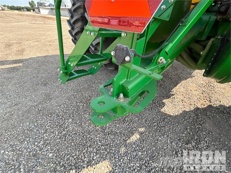 John Deere 1870X 56 ft Air Drill W/ 2016 John Deere 1910 Air Sorvetőgép