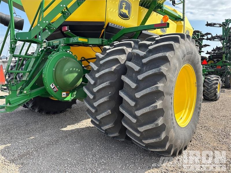 John Deere 1870X 56 ft Air Drill W/ 2016 John Deere 1910 Air Sorvetőgép