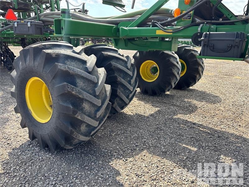 John Deere 1870X 56 ft Air Drill W/ 2016 John Deere 1910 Air Sorvetőgép
