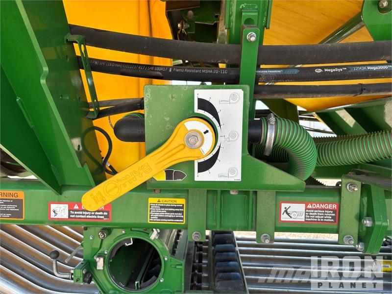 John Deere 1870X 56 ft Air Drill W/ 2016 John Deere 1910 Air Sorvetőgép