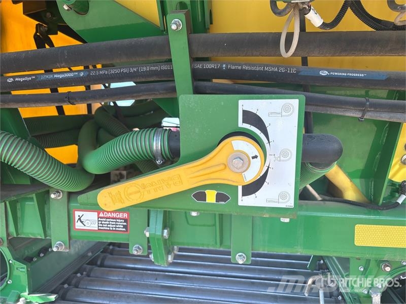 John Deere 1870X Conserva Pack 56 ft Air Drill ドリル