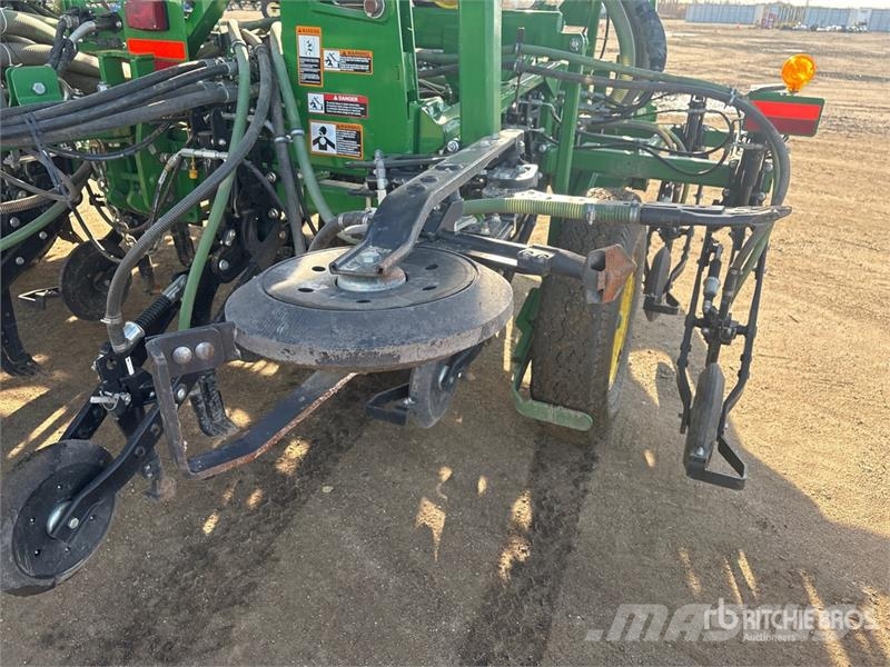 John Deere 1870X Conserva Pack 56 ft Air Drill ドリル
