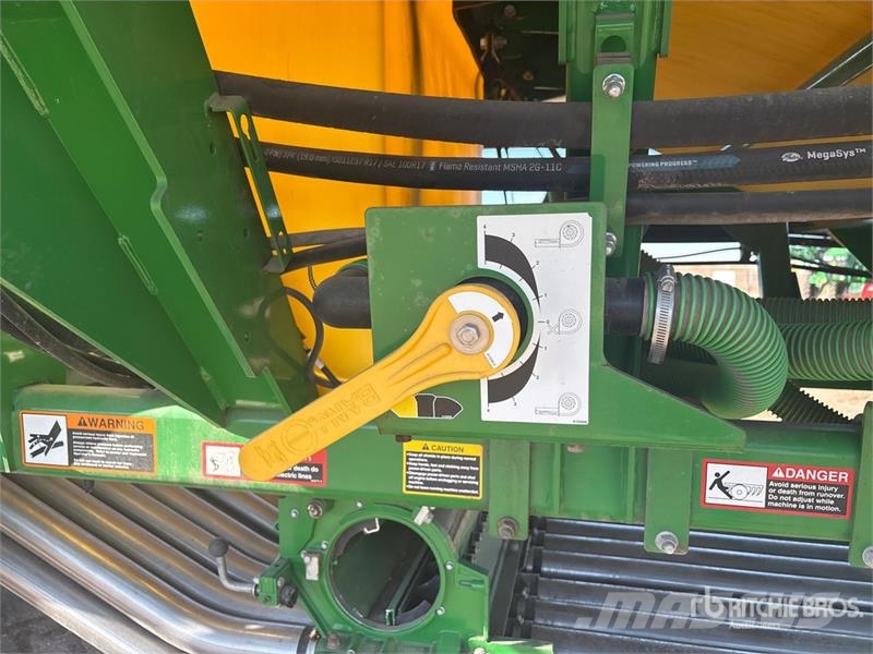 John Deere 1870X Conserva Pack 56 ft Air Drill ドリル