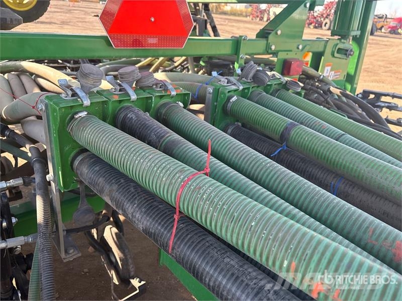 John Deere 1870X Conserva Pack 56 ft Air Drill ドリル