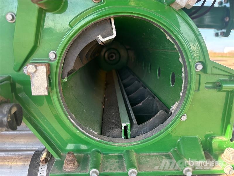 John Deere 1870X Conserva Pack 56 ft Air Drill ドリル