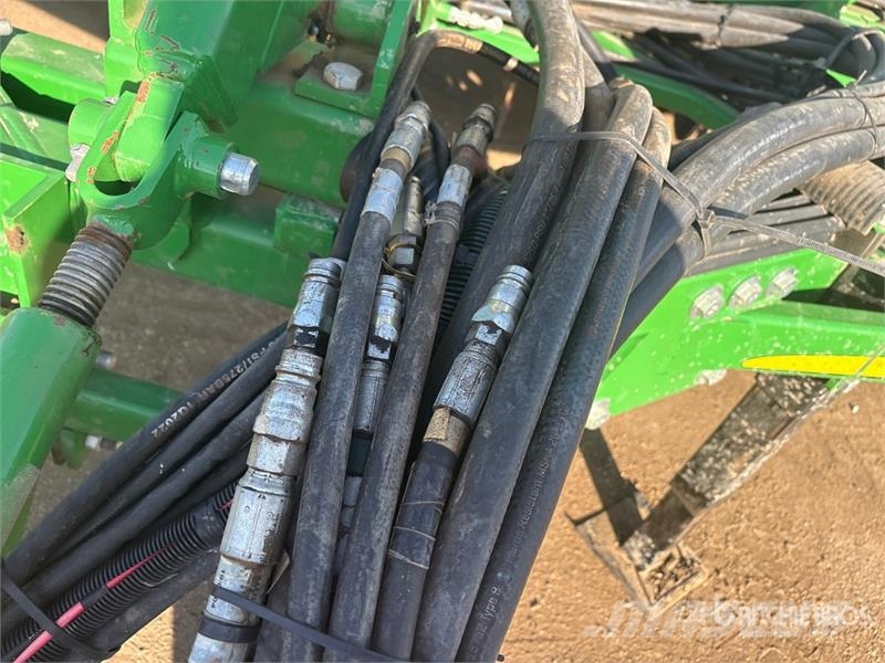 John Deere 1870X Conserva Pack 56 ft Air Drill ドリル