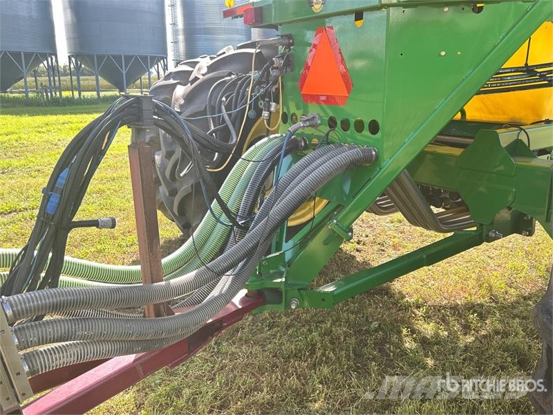 John Deere 1910 Mechanické sejačky