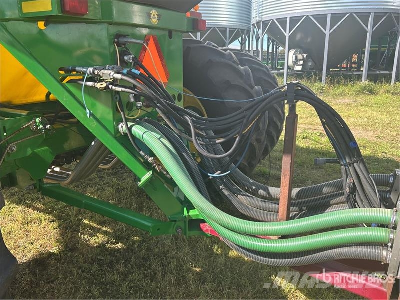 John Deere 1910 Mechanické sejačky