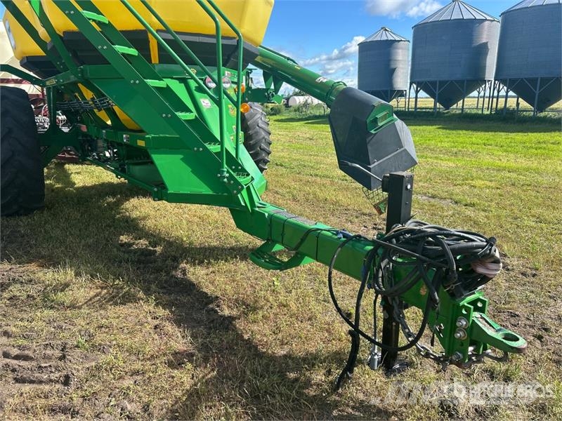 John Deere 1910 Mechanické sejačky