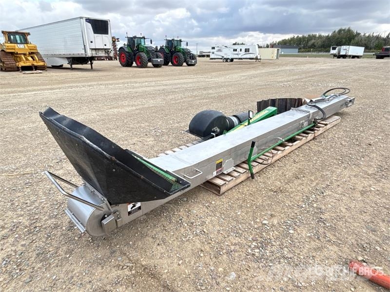 John Deere 1910 12 in Conveyor System Agriculture - Others
