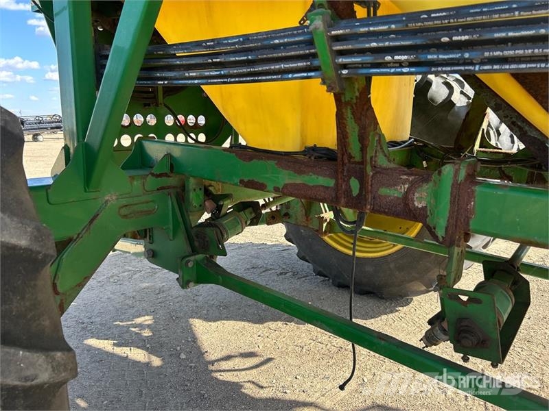 John Deere 1910 430 bu Tow-Between Air Cart (Inoperable) Kylvökoneet