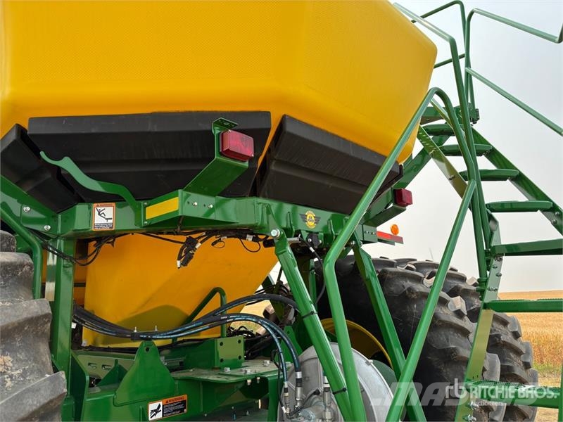 John Deere 1910 550 bu Air Cart Mibzerler