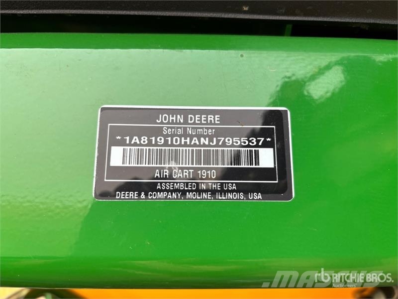John Deere 1910 550 bu Air Cart Mibzerler
