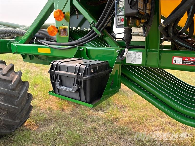 John Deere 1910 550 bu Air Cart Mibzerler
