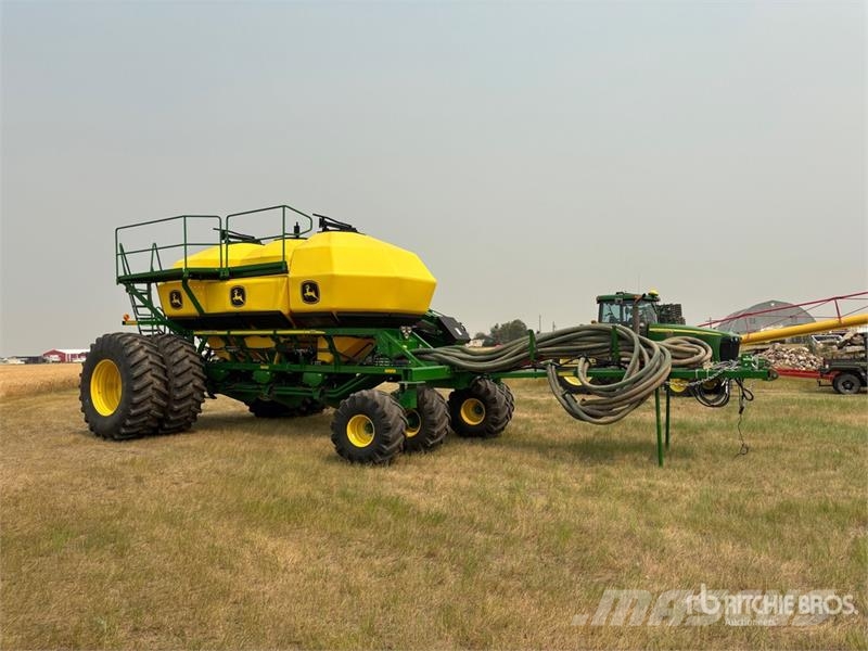 John Deere 1910 550 bu Air Cart Mibzerler
