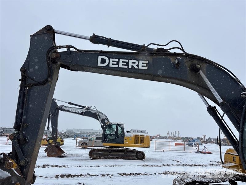 John Deere 200D LC Bageri guseničari