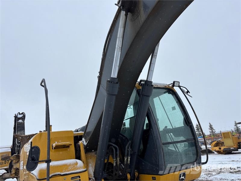 John Deere 200D LC Bageri guseničari