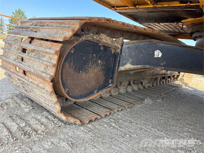 John Deere 210G Crawler excavators