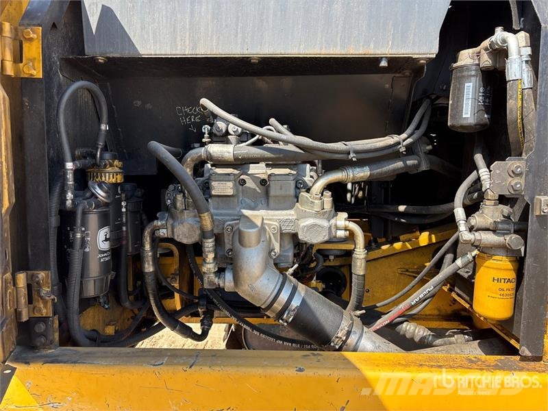 John Deere 210G Crawler excavators