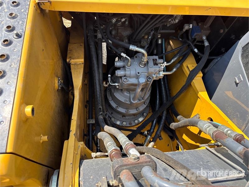 John Deere 210G Crawler excavators