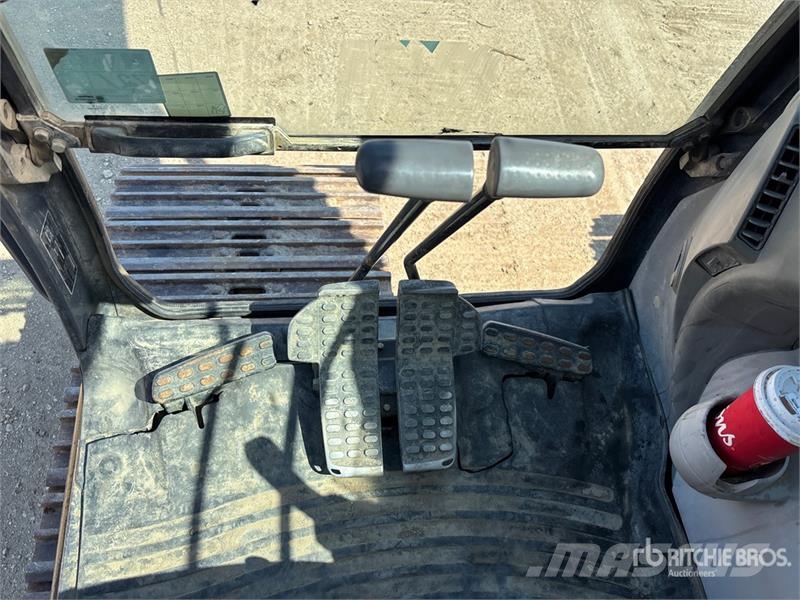 John Deere 210G Crawler excavators