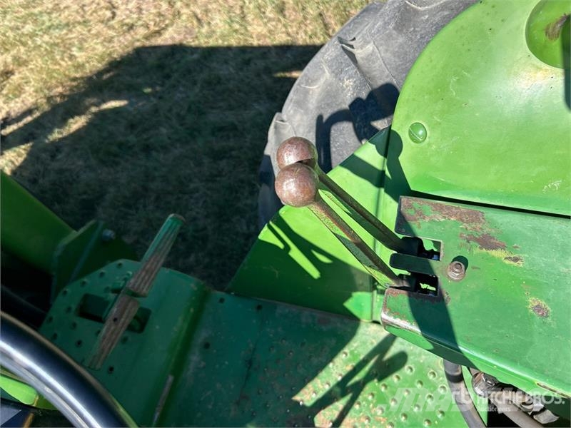 John Deere 2130 2WD Tractor Tractors