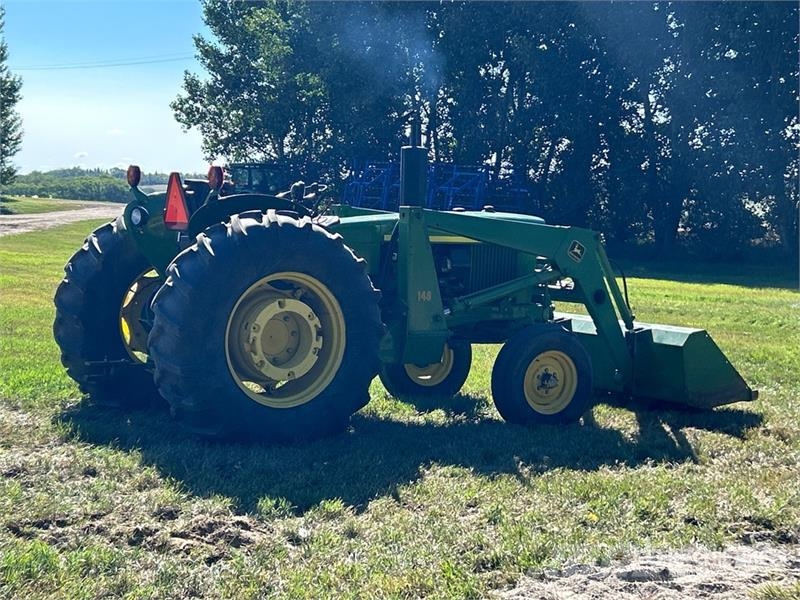John Deere 2130 2WD Tractor Tractors