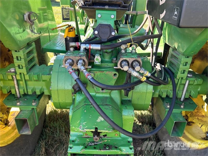 John Deere 2130 2WD Tractor Tractors