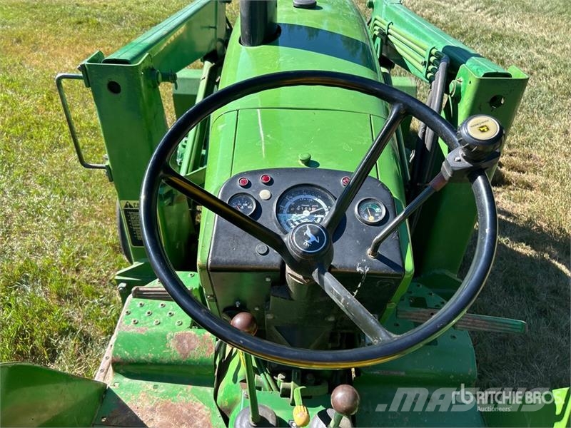 John Deere 2130 2WD Tractor Tractors