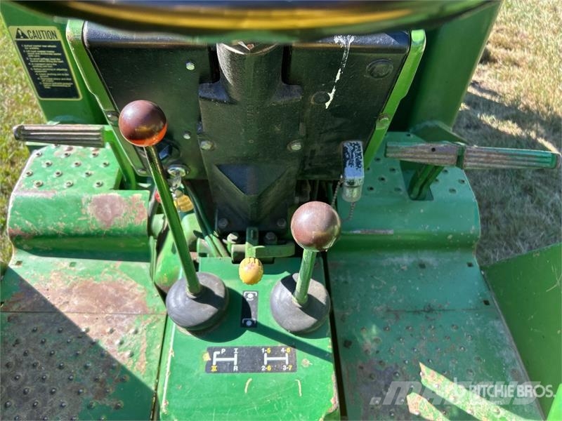John Deere 2130 2WD Tractor Tractors
