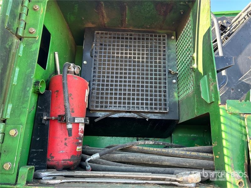 John Deere 2154D Wood splitters and cutters